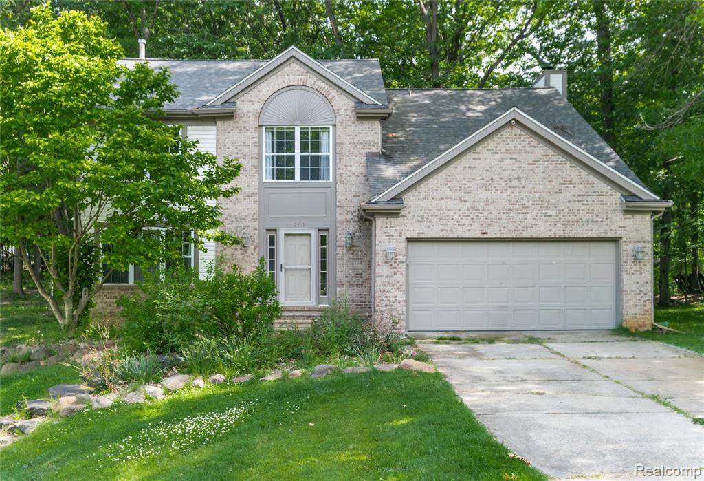 1250 Walloon Way, Lake Orion, MI