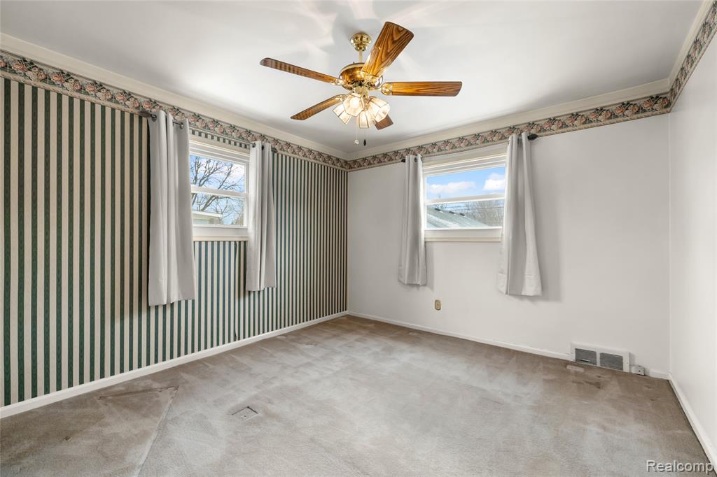 30801 Pardo Street, Garden City, MI — Photo 11