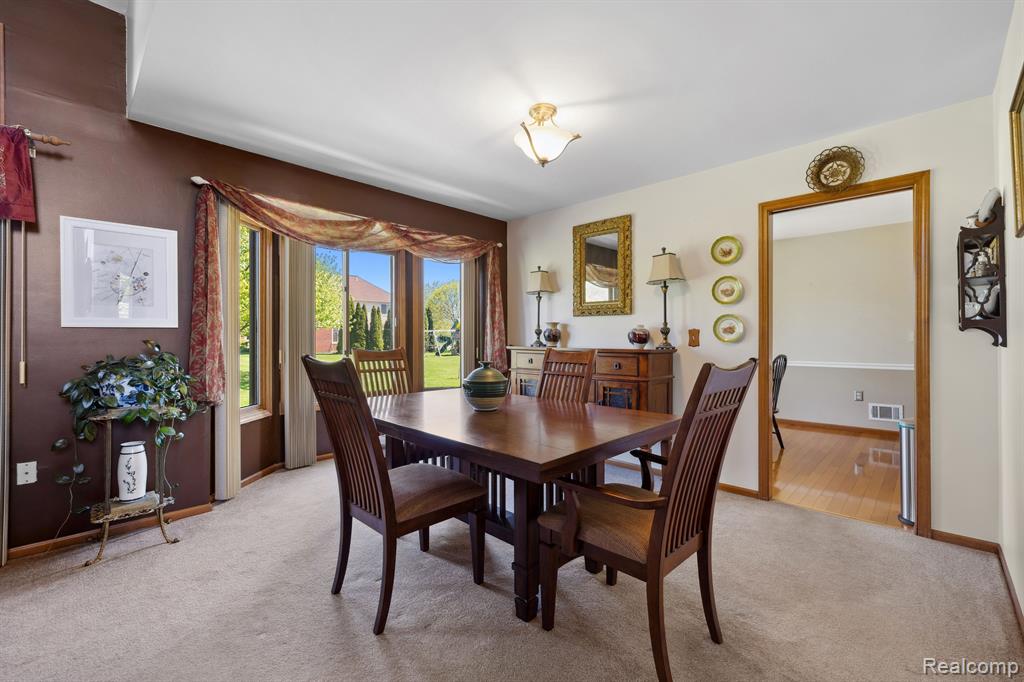 46941 SOUTHGATE Drive, Canton, MI 48188 — Photo 8