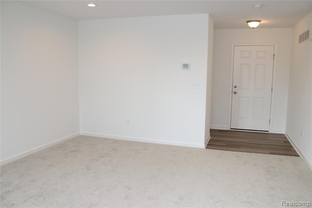 6007 Huron River Lane, Ypsilanti, MI 48197 — Photo 3