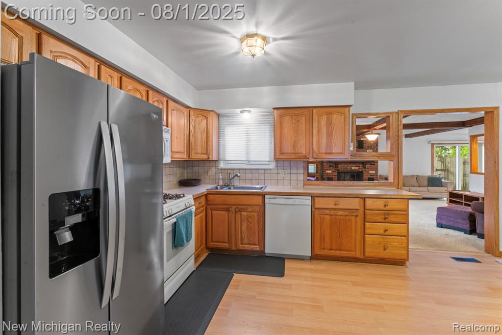 529 Greencove Drive, Holly, MI 48442 — Photo 12
