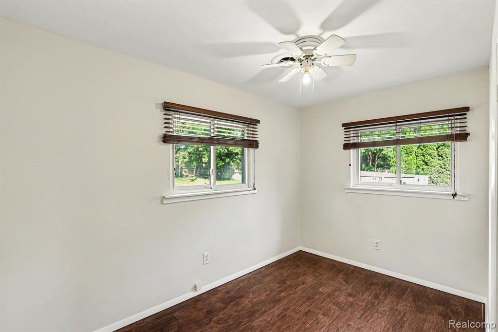 9315 Hillcrest Road, Clarkston, MI 48348 — Photo 18