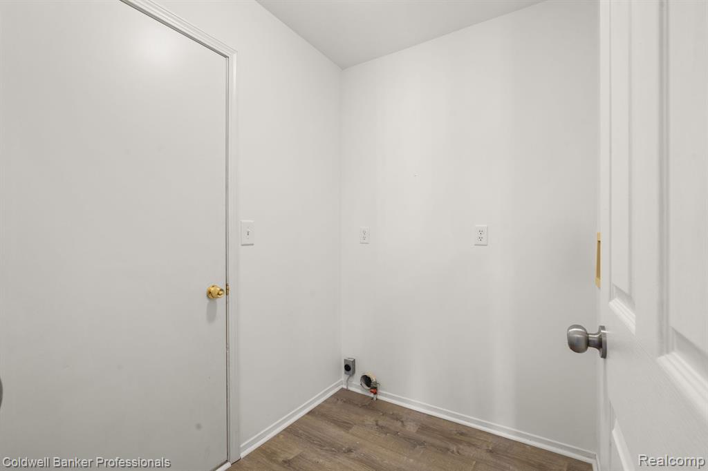 6769 QUAIL RUN Circle N, Westland, MI — Photo 18