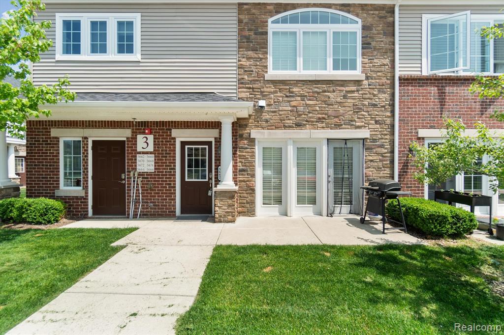 5662 Arbor Chase Drive, Ann Arbor, MI 48103 — Photo 26
