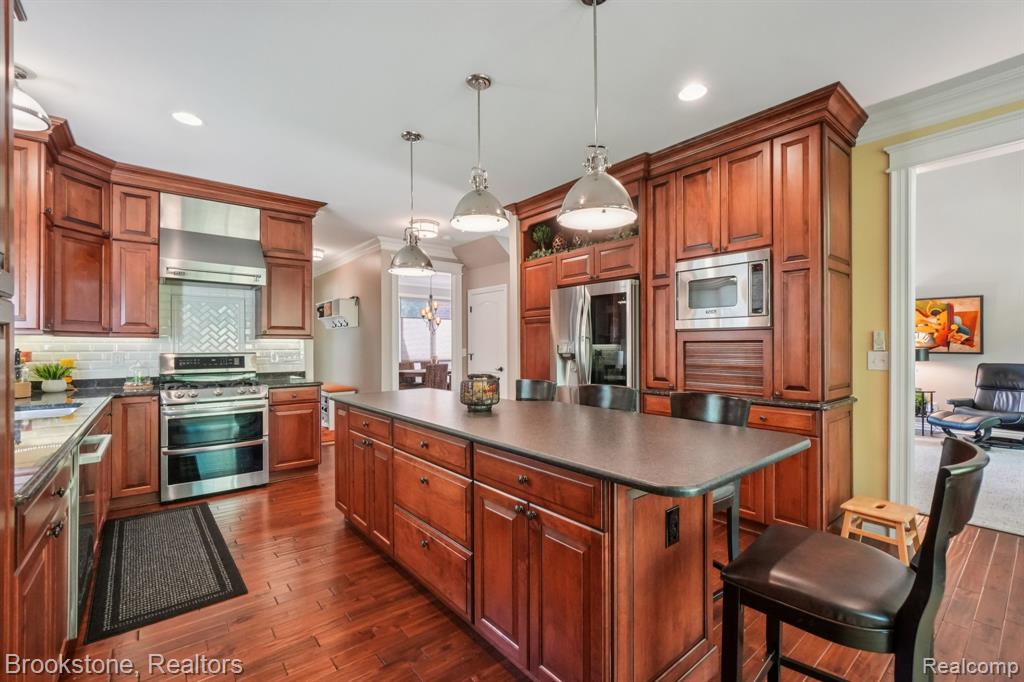 5947 Blackberry Lane, Clarkston, MI 48348 — Photo 14
