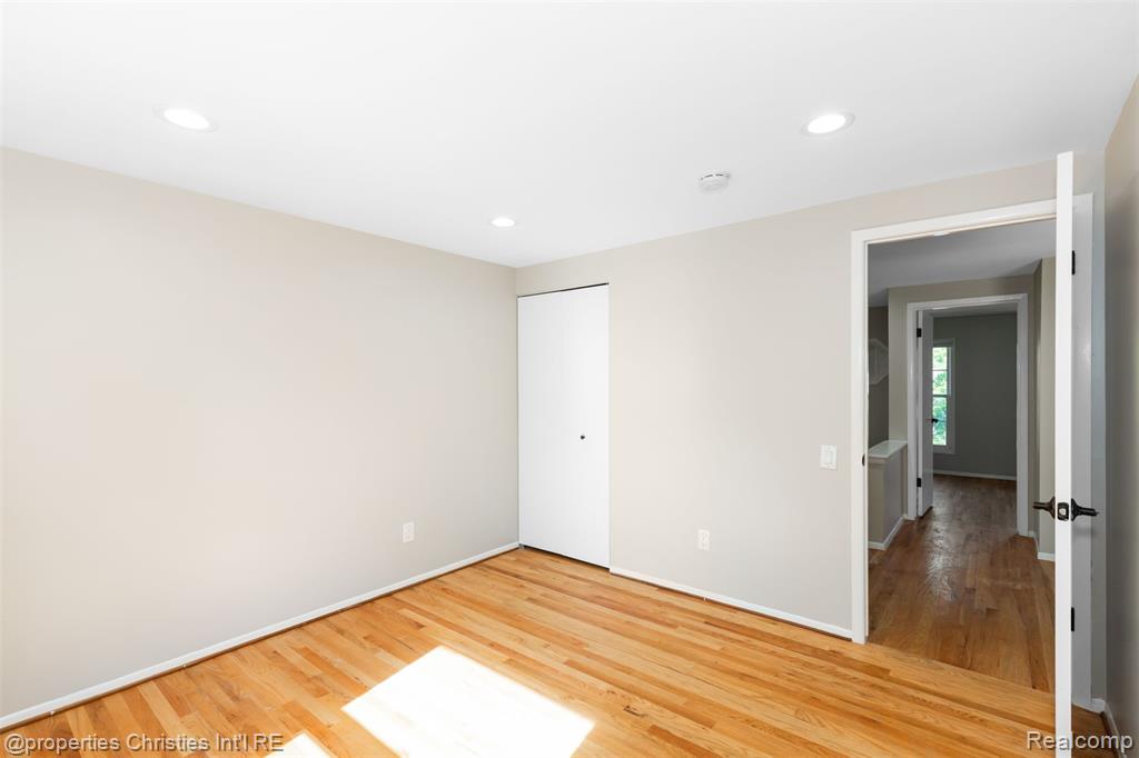 4027 Old Dominion Drive, West Bloomfield, MI 48323 — Photo 34