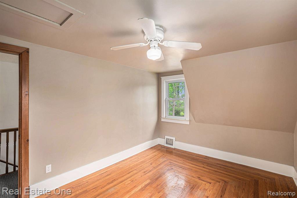 205 School Street, Almont, MI 48003 — Photo 10