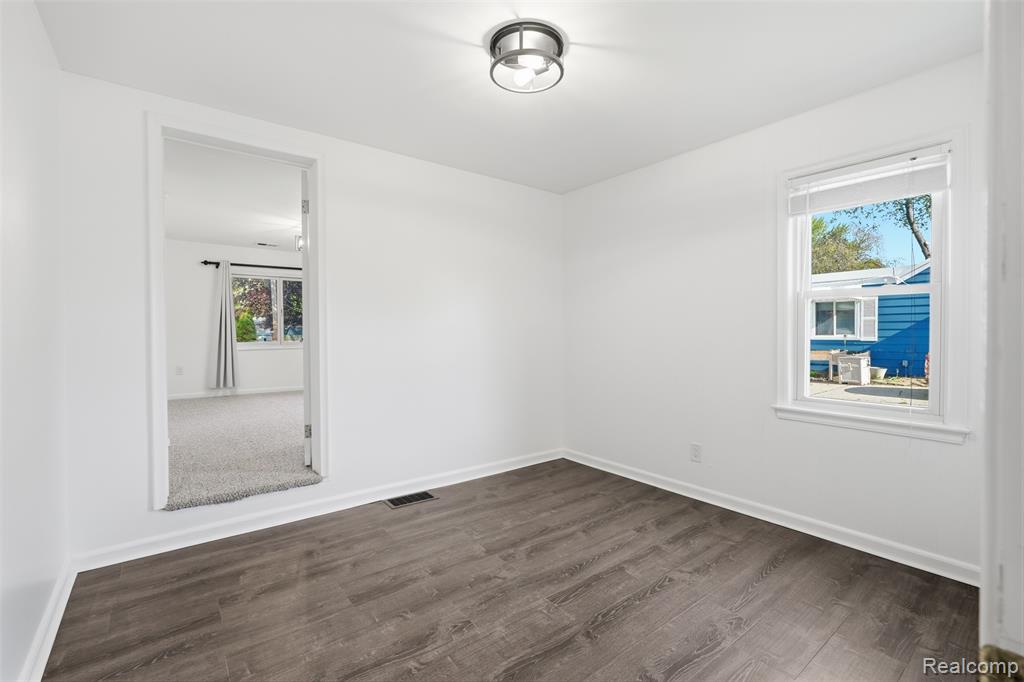 9081 Marlowe Avenue, Plymouth, MI 48170 — Photo 23