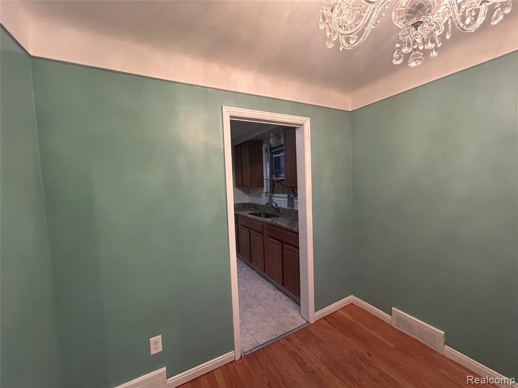 8060 HOUSE Street, Detroit, MI 48234 — Photo 9