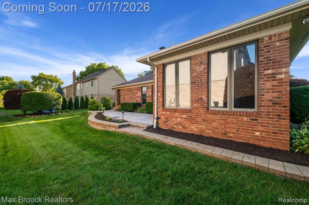 43909 Welland Drive, Clinton Twp, MI 48038 — Photo 29