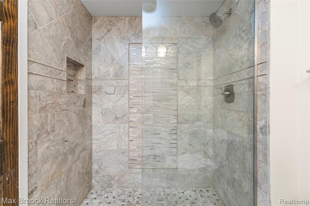 5000 Town Center, 2605, Southfield, MI 48075 — Photo 33