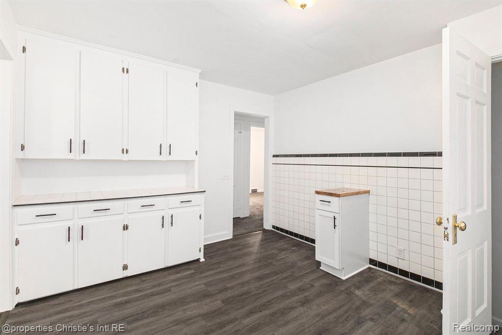 5236 BEDFORD Street, Detroit, MI 48224 — Photo 9