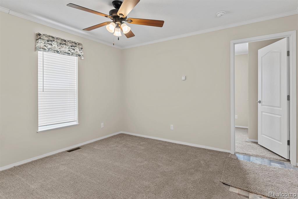 11055 Silver View Court, South Lyon, MI 48178 — Photo 15