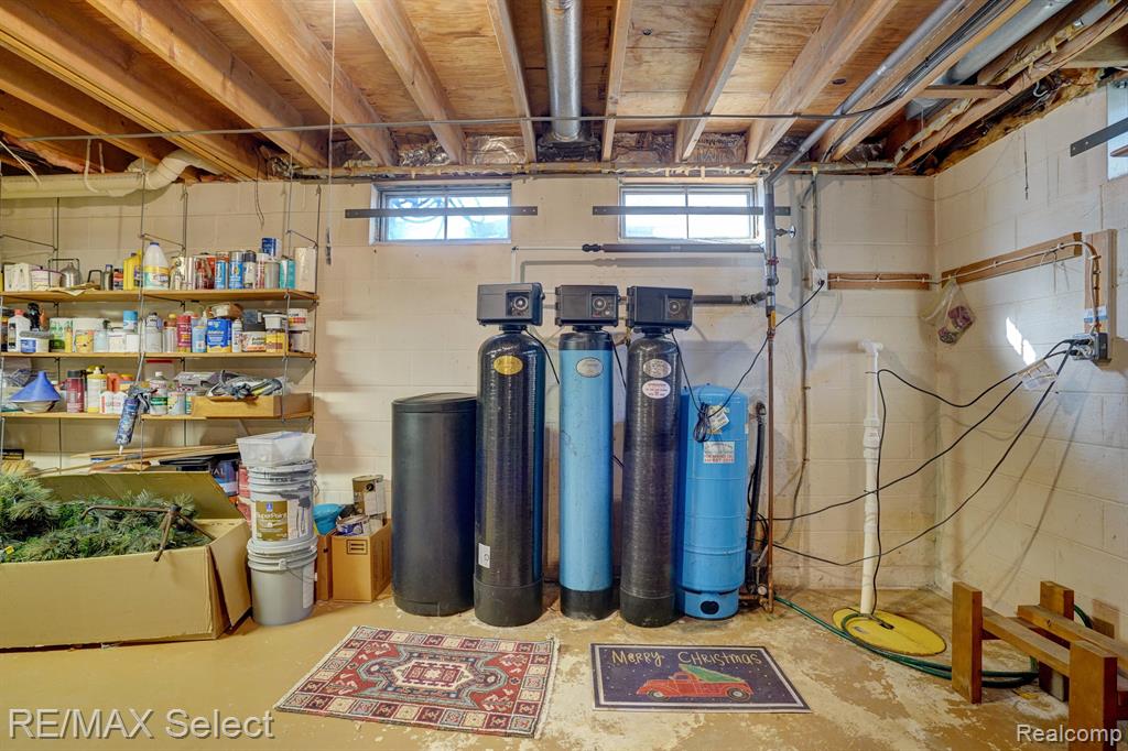 6181 Kings Scepter Court, Grand Blanc, MI 48439 — Photo 44