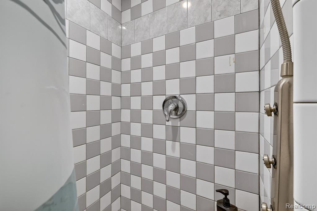 37822 Lilac Lane, Richmond, MI 48062 — Photo 33