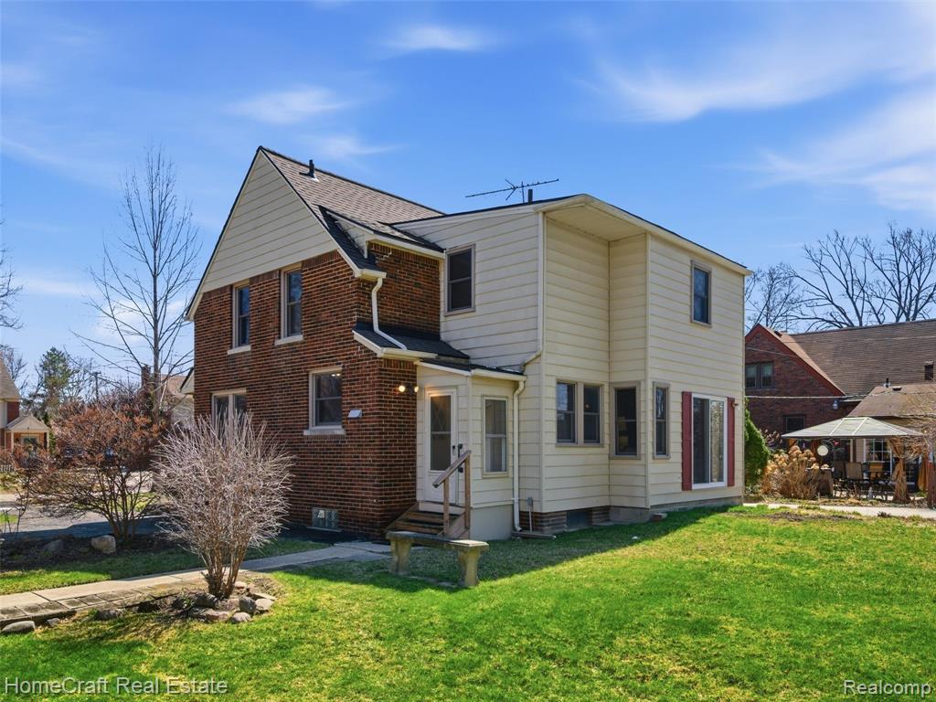 9921 CRANSTON Street, Livonia, MI 48150 — Photo 36