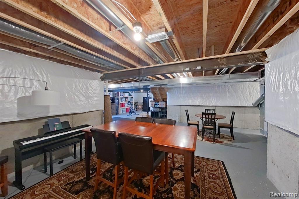 951 N Mill Street, South Lyon, MI 48178 — Photo 38