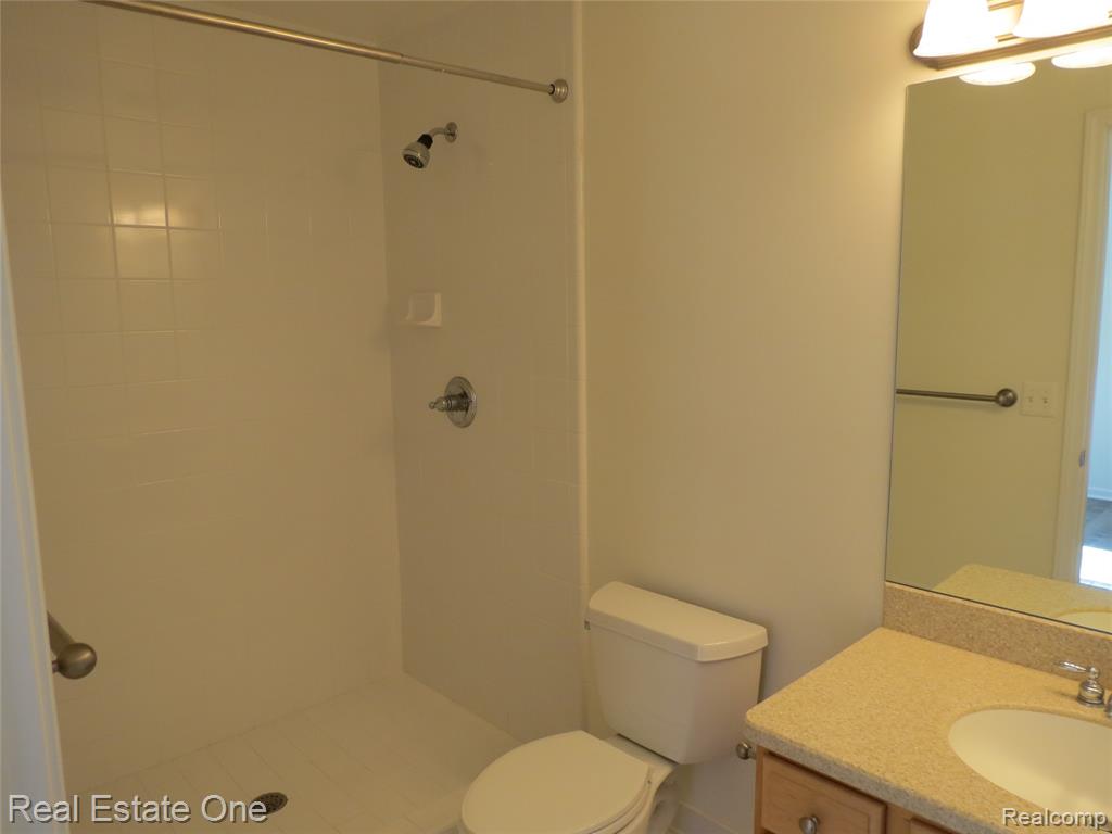45702 Balfour Court, Novi, MI 48377 — Photo 37