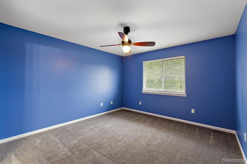 5390 Plantation Drive, Commerce Twp, MI 48382 — Photo 49