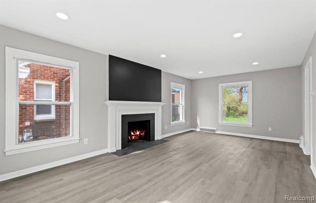 8897 Hartwell Street, Detroit, MI 48228 — Photo 2