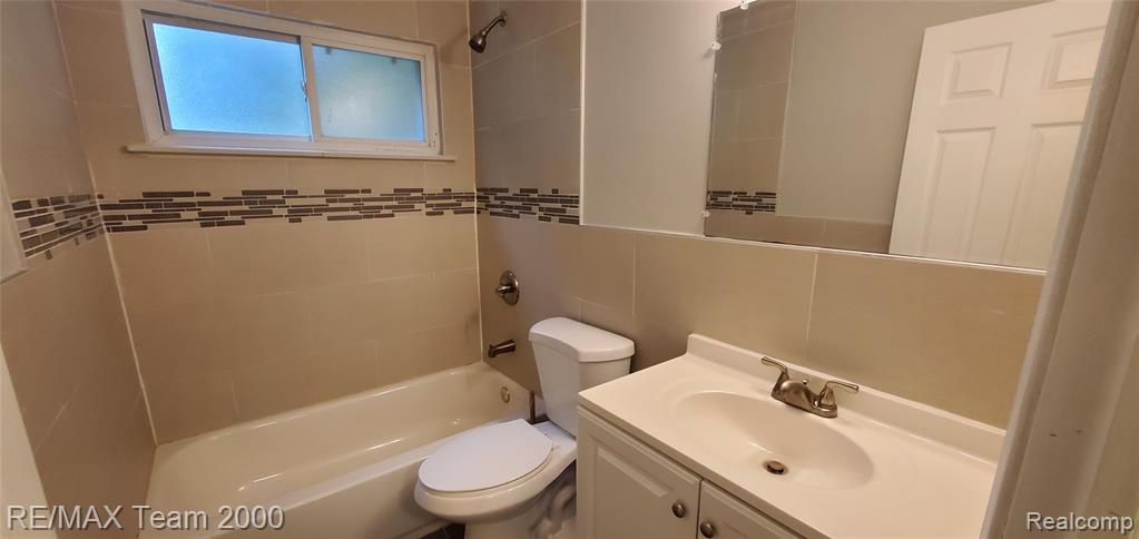 4911 Jackson Street, Dearborn Heights, MI 48125 — Photo 8