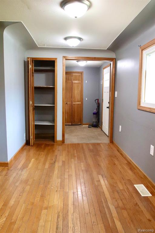 6160 SUNNYDALE Road, Clarkston, MI — Photo 13