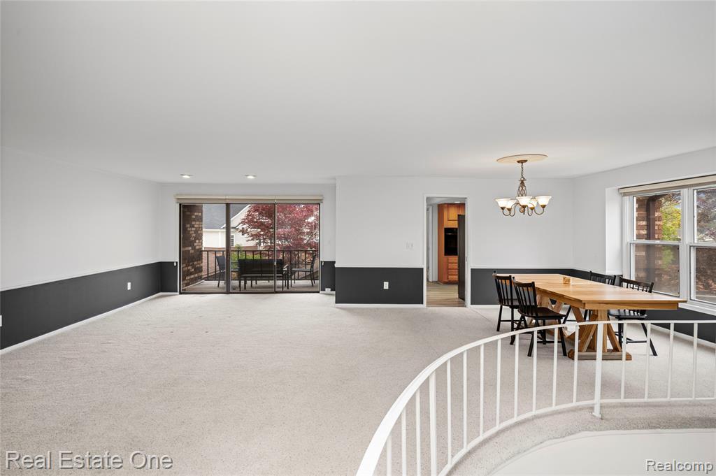 4320 Knightsbridge Lane, West Bloomfield, MI 48323 — Photo 8