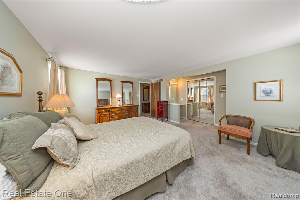 16548 Winchester Drive, Northville, MI 48168 — Photo 25