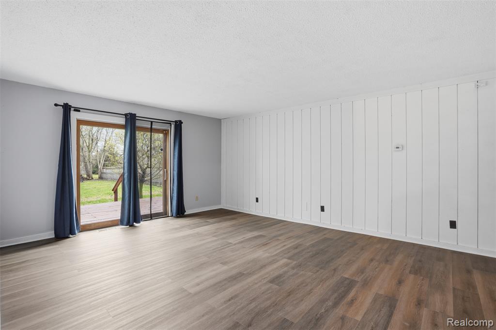 1028 Carlton Drive, Milan, MI 48160 — Photo 2