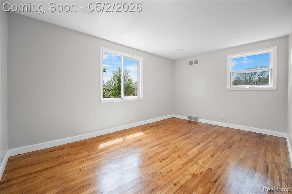 5 Snow Court, Dearborn, MI 48124 — Photo 27