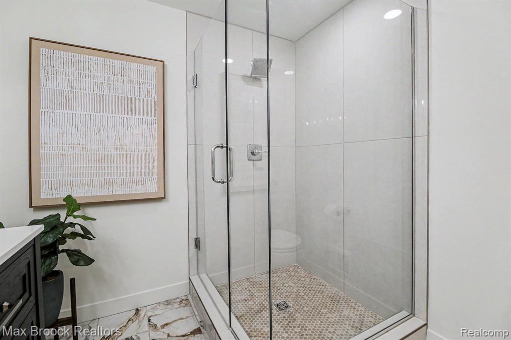 2808 Donegal Drive, Troy, MI 48098 — Photo 21