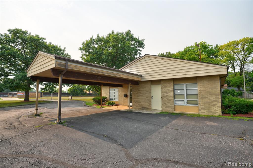 6202 Dupont Street, Flint, MI 48505 — Photo 6