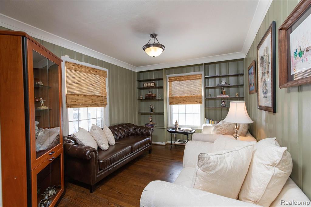 19451 ARGYLE Crescent, Detroit, MI 48203 — Photo 21