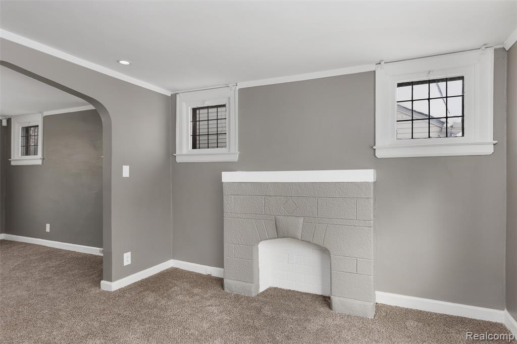 18439 Alcoy Street, Detroit, MI 48205 — Photo 6