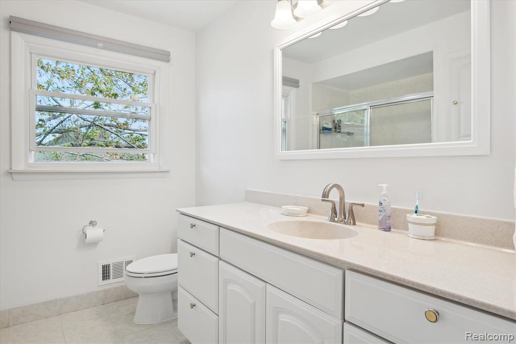 7915 LITTLE FARM Lane, West Bloomfield, MI — Photo 21