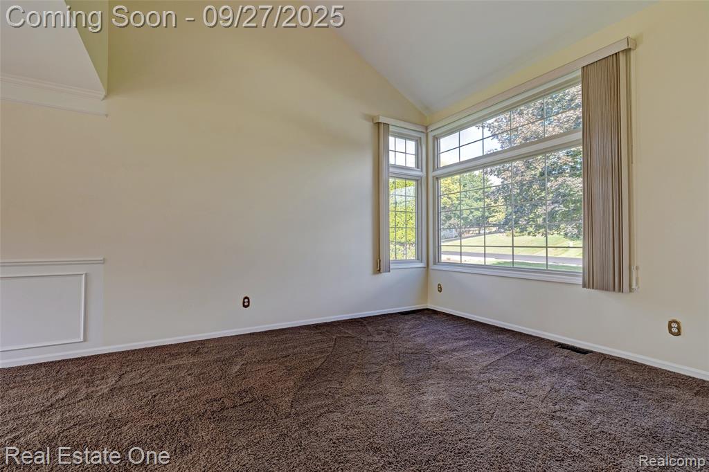 90 Crescent Hill Drive, Ortonville, MI 48462 — Photo 13