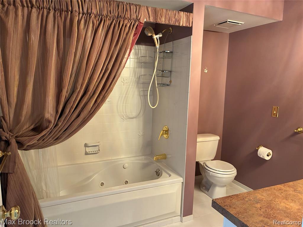 42479 Eldon Circle, 27, Clinton Twp, MI 48038 — Photo 17