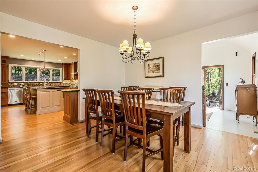 2694 WAYSIDE Drive, Ann Arbor, MI 48103 — Photo 33