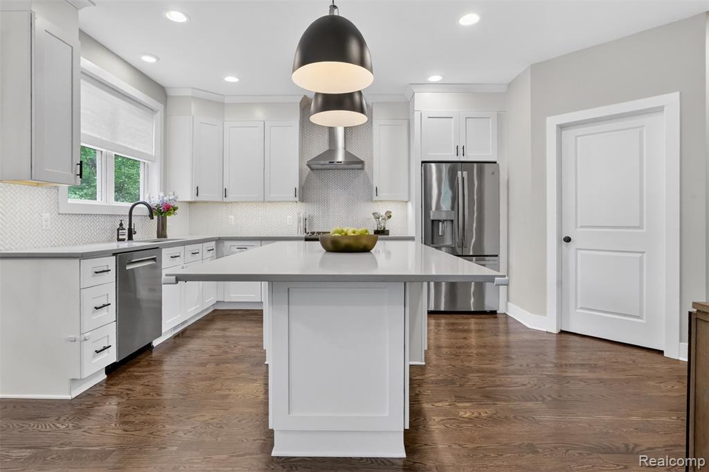 15844 Kirkshire Avenue, Beverly Hills, MI 48025 — Photo 13