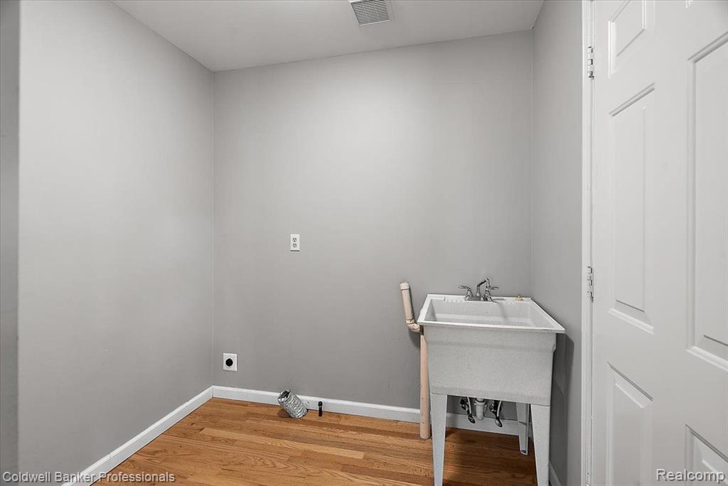 49132 PLUM TREE Drive, Plymouth, MI 48170 — Photo 28