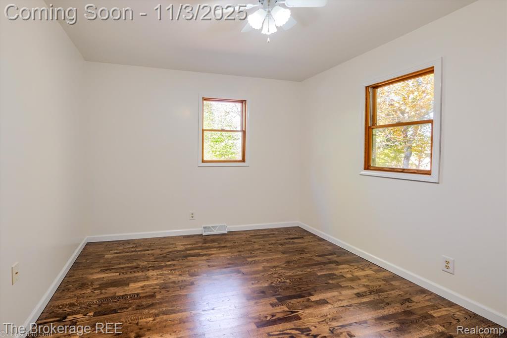 9298 Hilda Lane, Flushing, MI 48433 — Photo 22