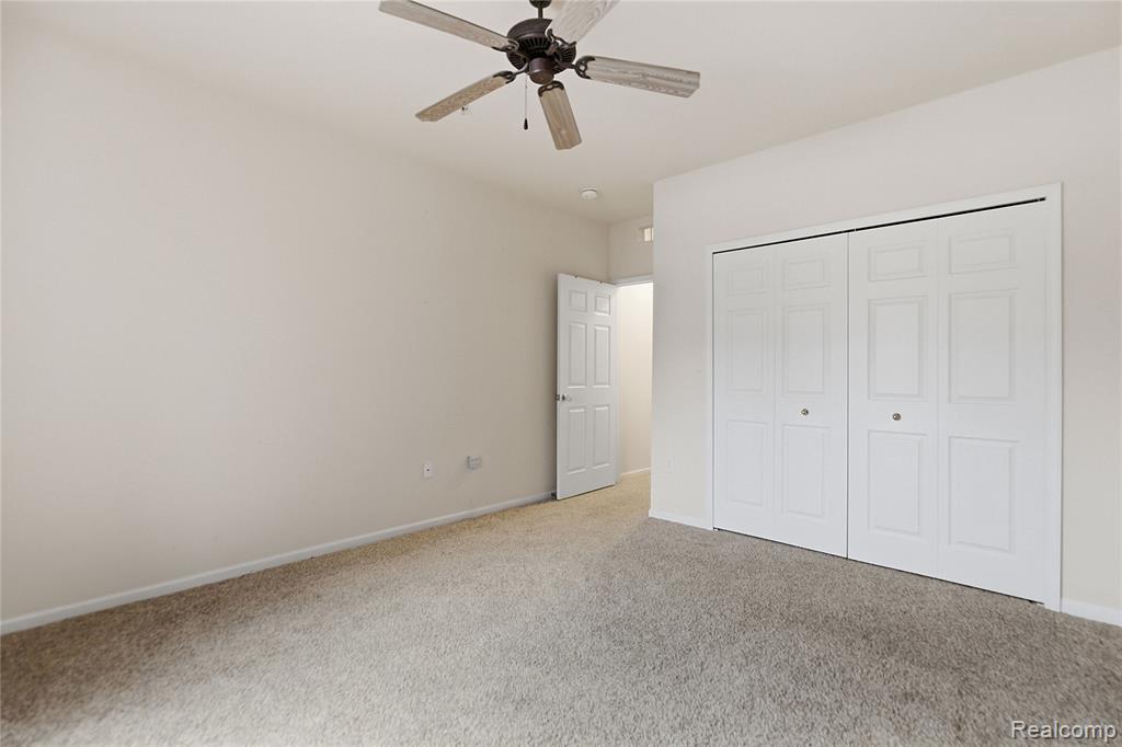 26985 Carrington Place, Harrison Township, MI — Photo 12