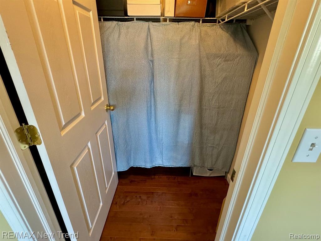 1865 N KENWYCK Drive, 59, Ypsilanti, MI 48198 — Photo 10