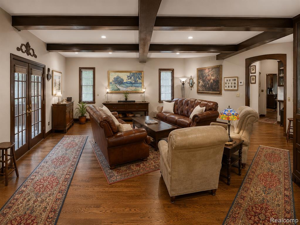 680 Wimbleton Drive, Birmingham, MI 48009 — Photo 15