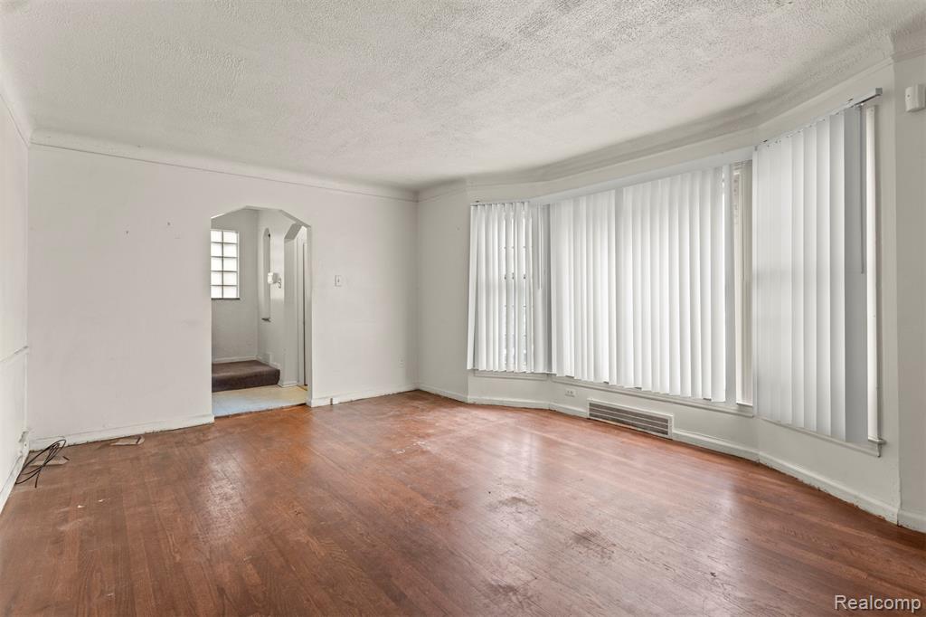 8547 Meyers Road, Detroit, MI 48228 — Photo 6