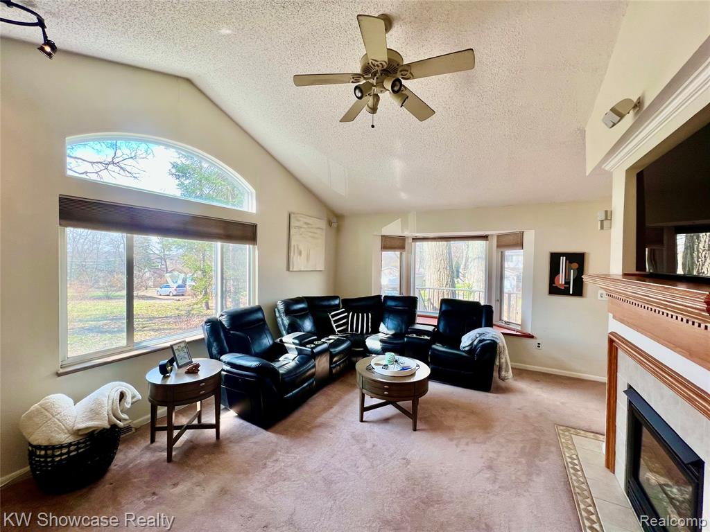 580 Elkinford Drive, White Lake, MI 48383 — Photo 11