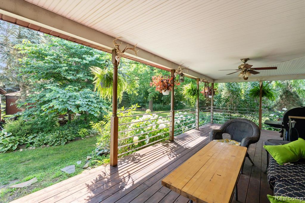 9227 Hogan Road, Fenton, MI 48430 — Photo 37