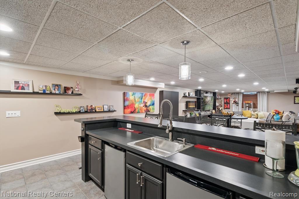 730 Berwick Court, Highland, MI — Photo 52