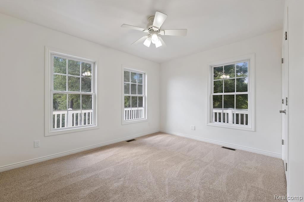7127 Perry Lake Road, Clarkston, MI — Photo 22