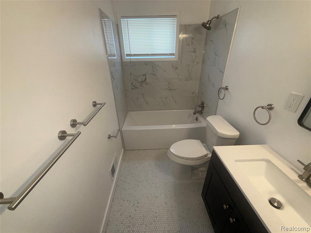 7643 Rivard Avenue, Warren, MI 48091 — Photo 26